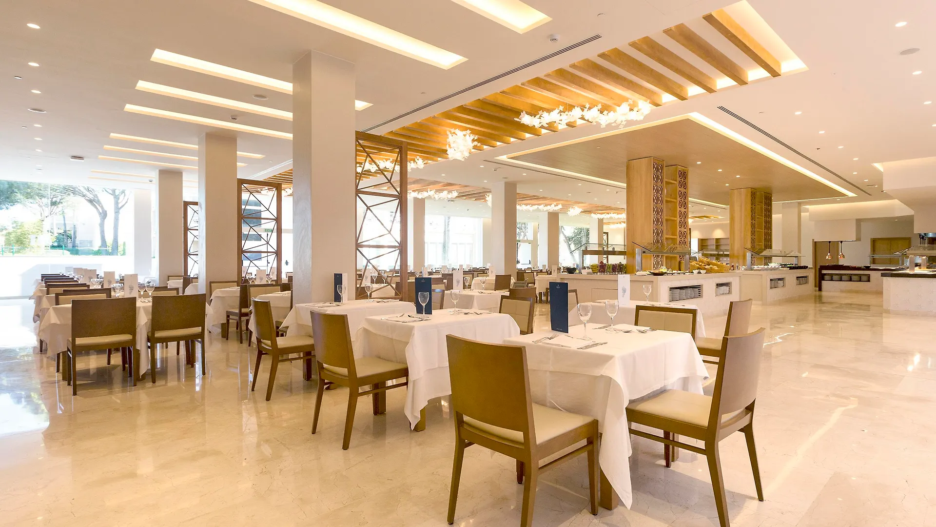 Hipotels Barrosa Park Chiclana de la Frontera 4*,